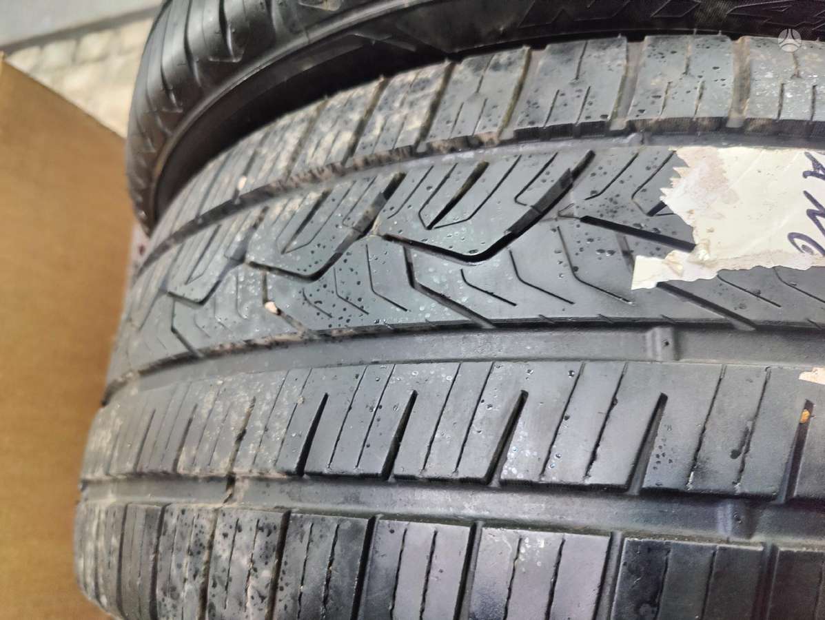 Nitto NT421Q, всесезонные 285/45 R22