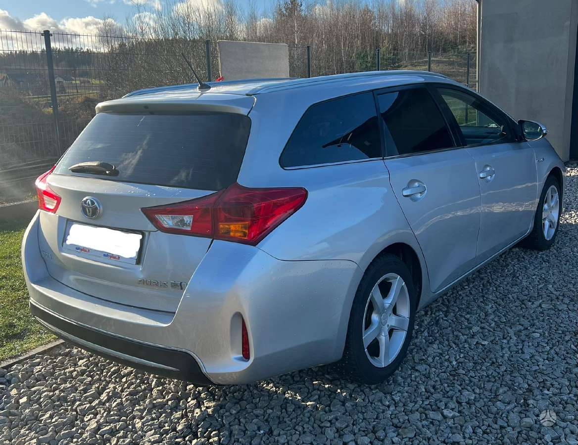 Toyota Auris, 1.8 l., Универсал