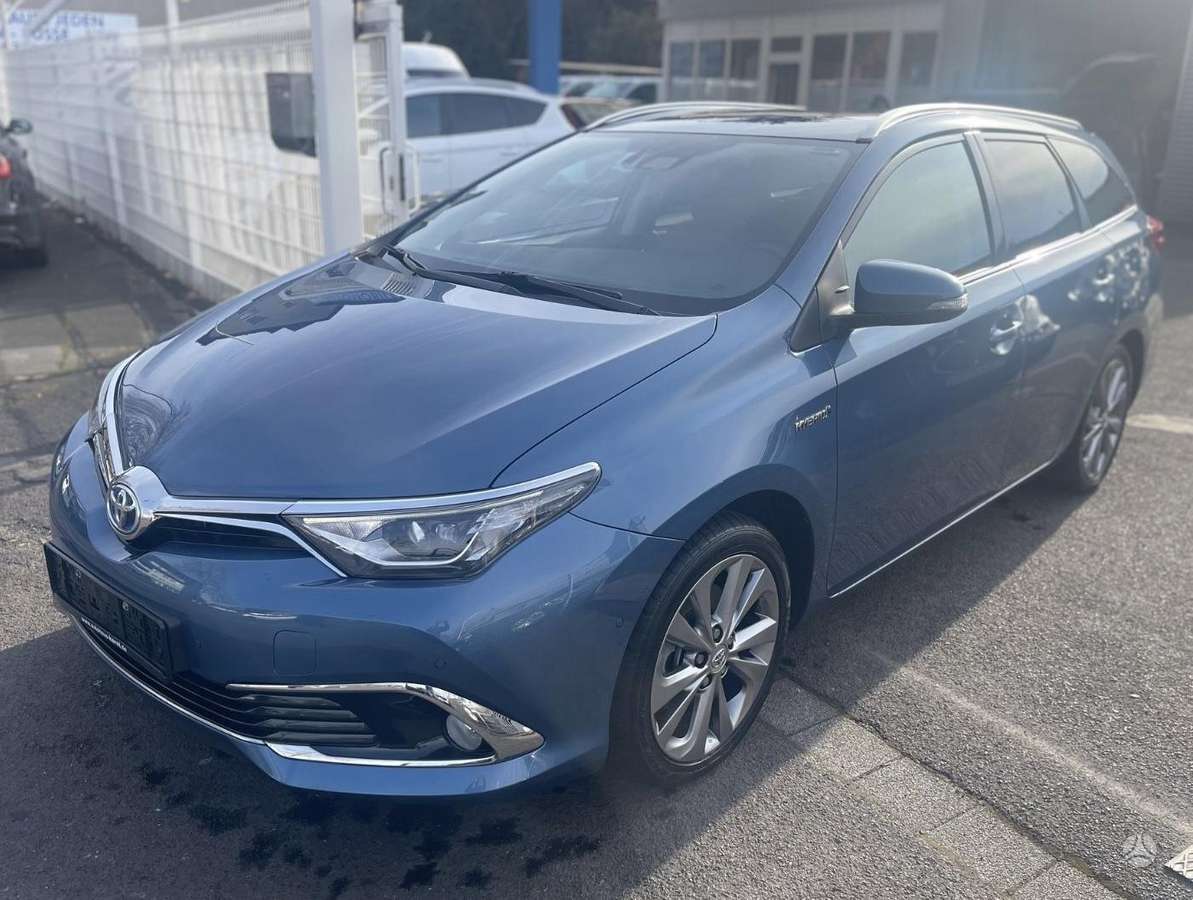 Toyota Auris, 1.8 l., Универсал