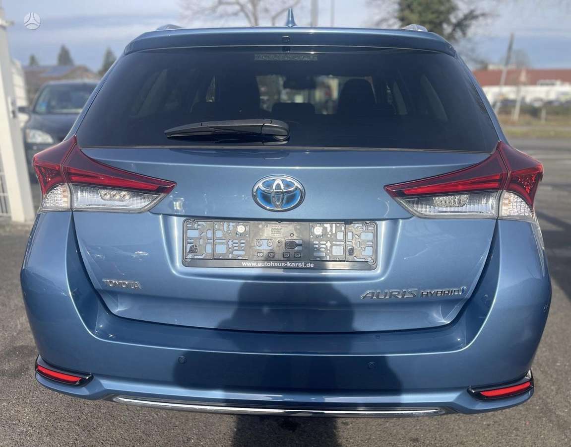 Toyota Auris, 1.8 l., Универсал