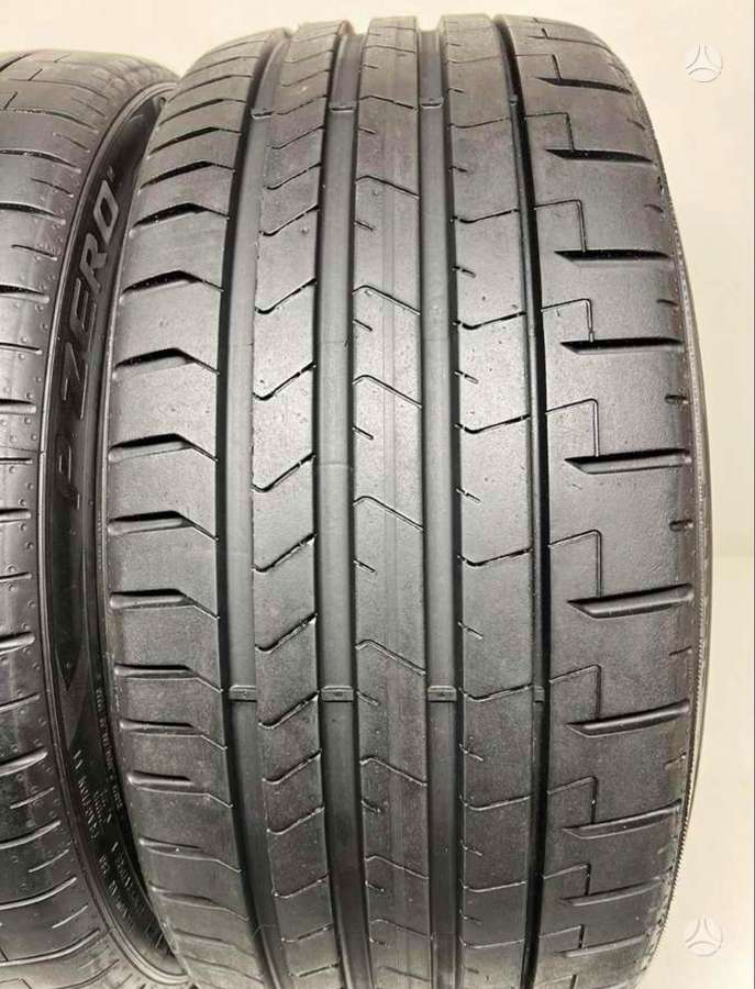 Pirelli P-Zero * 2022m, летние 235/35 R19