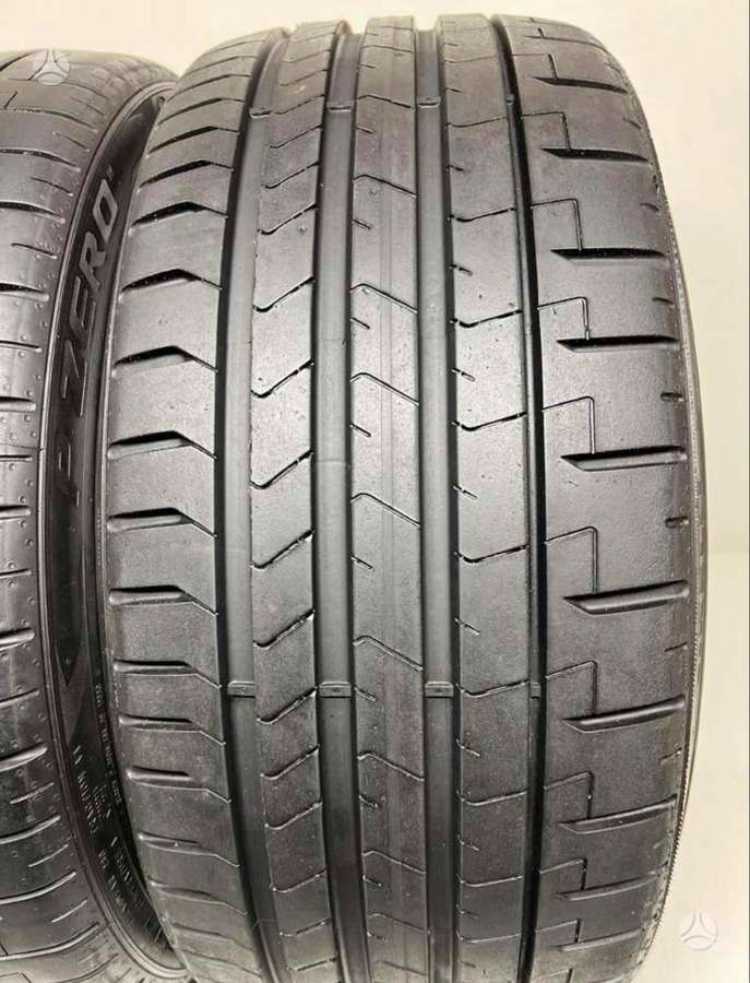 Pirelli P-Zero * 2022m, summer 235/35 R19