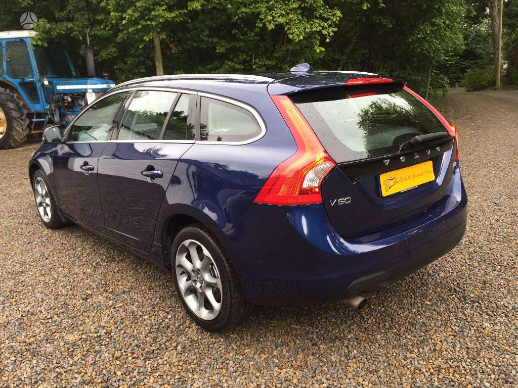 Volvo V60 for parts
