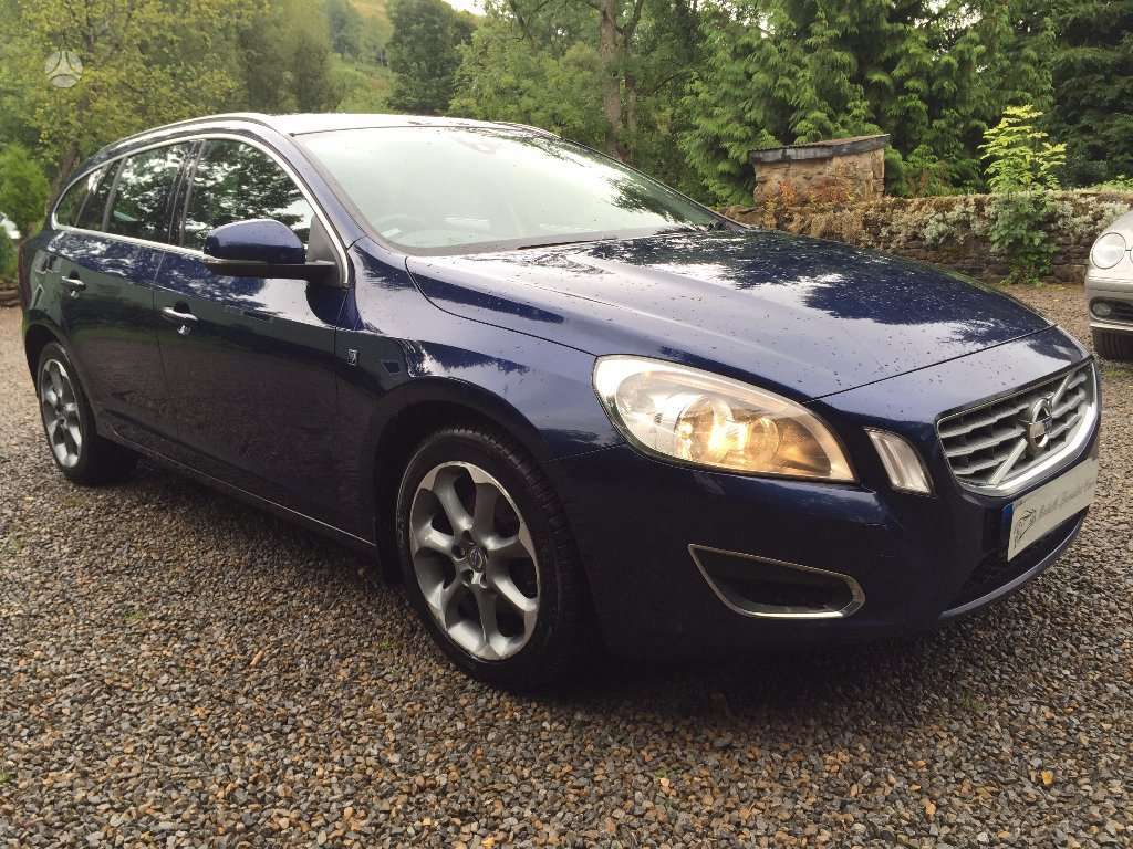 Volvo V60 for parts