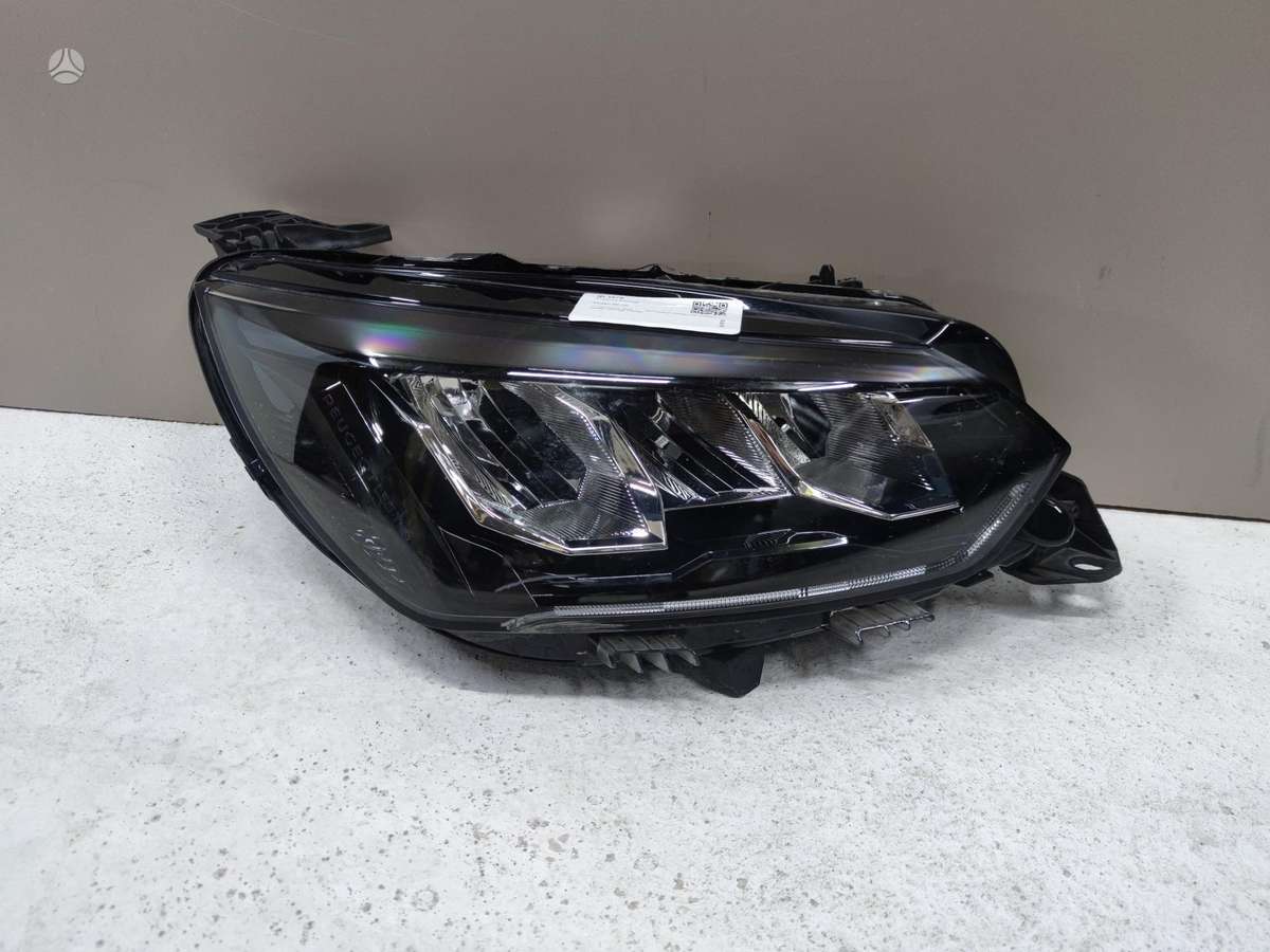 Peugeot 208 body parts