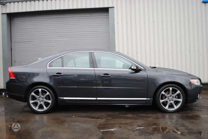Volvo S80 по частям. D3 aut