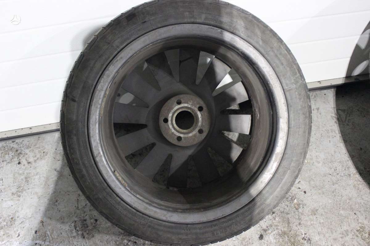 Volkswagen, light alloy, R18