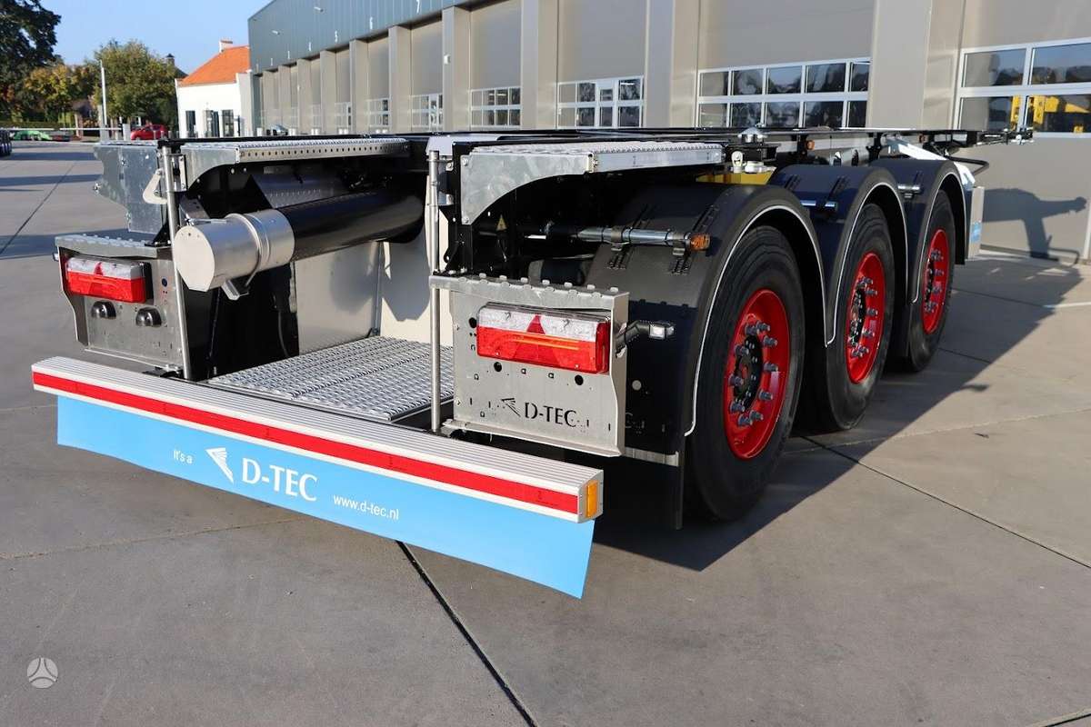 D-TEC CC-20-3-S, konteinerių gabenimo