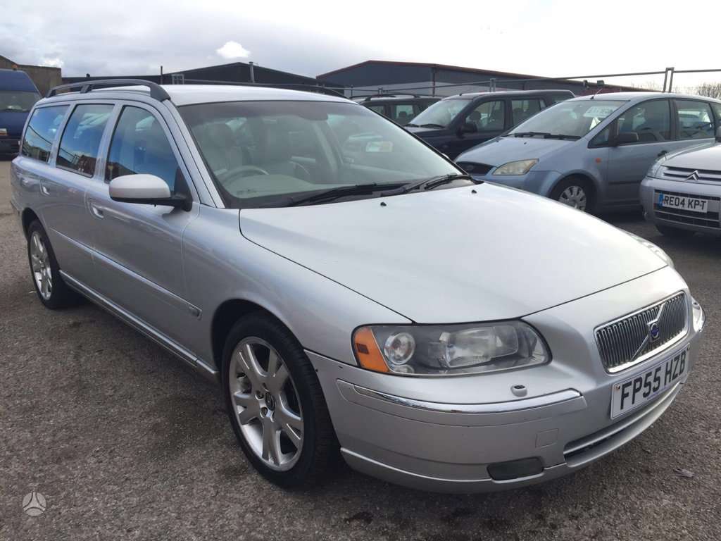 Volvo V70 по частям