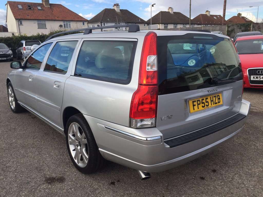Volvo V70 rezerves daļās