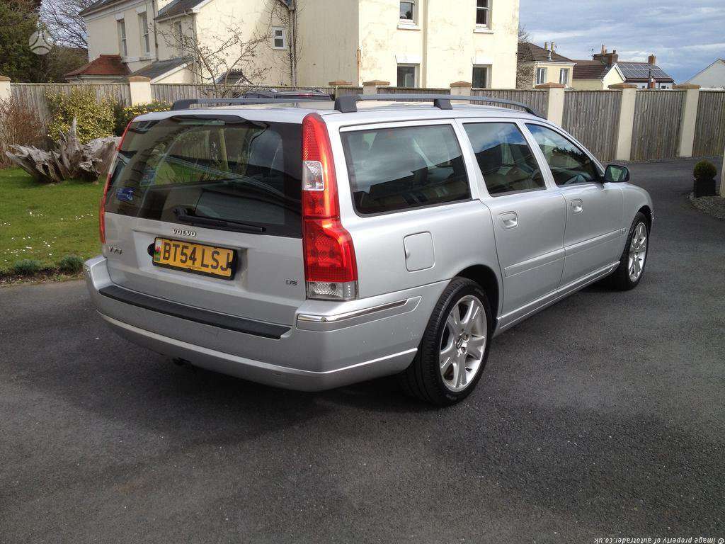 Volvo V70 dalimis