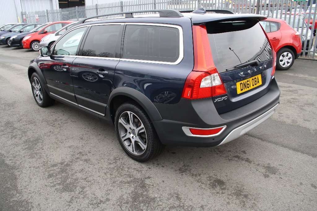 Volvo XC70 for parts