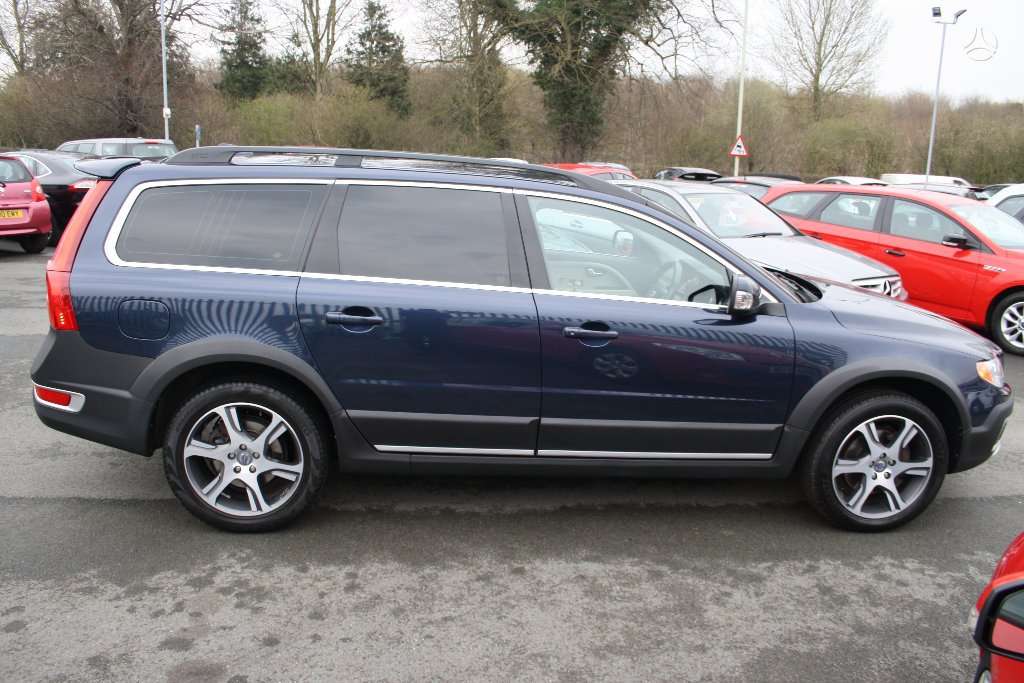 Volvo XC70 rezerves daļās