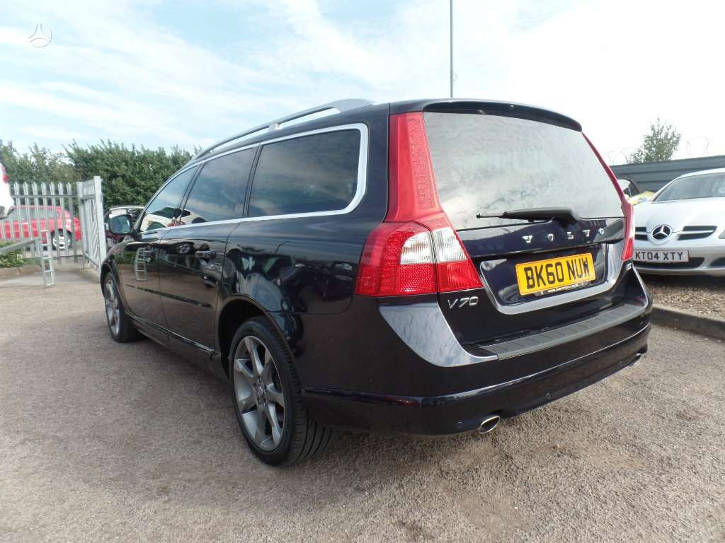 Volvo V70 по частям