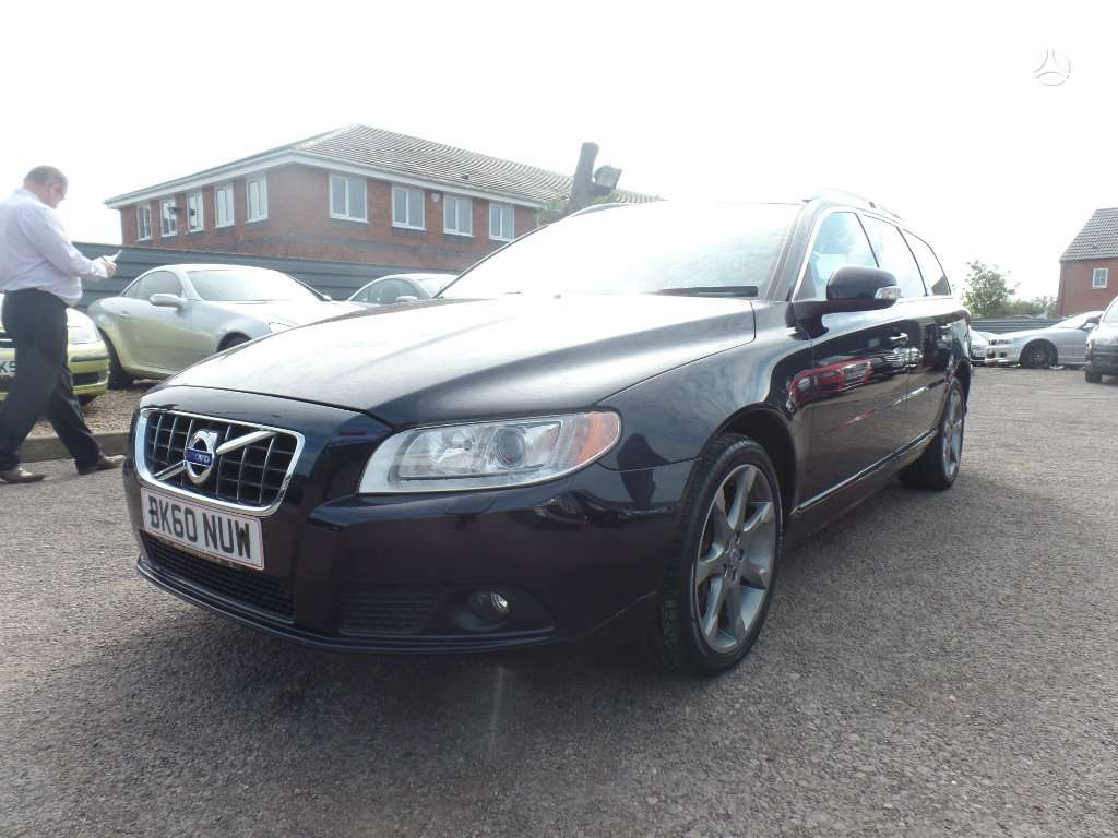 Volvo V70 dalimis