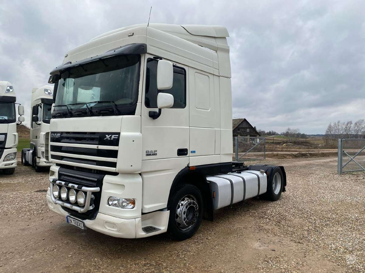 DAF DAF XF105.460 MEGA, double sleeper 2014-10 m., | A27686472