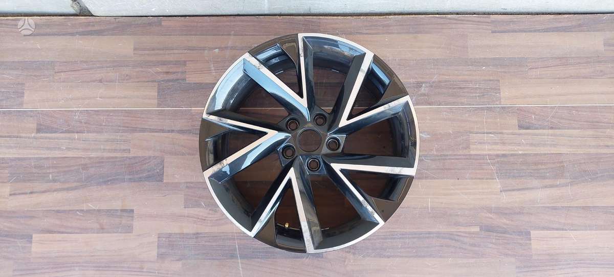 Skoda Superb, 3V0601025, Cen22295