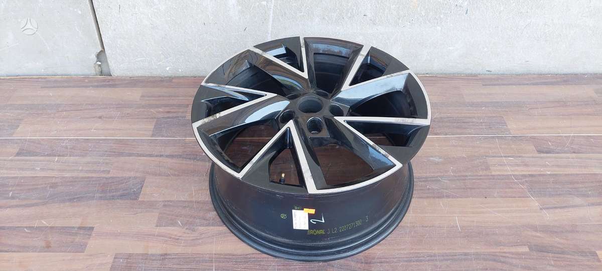 Skoda Superb, 3V0601025, Cen22295