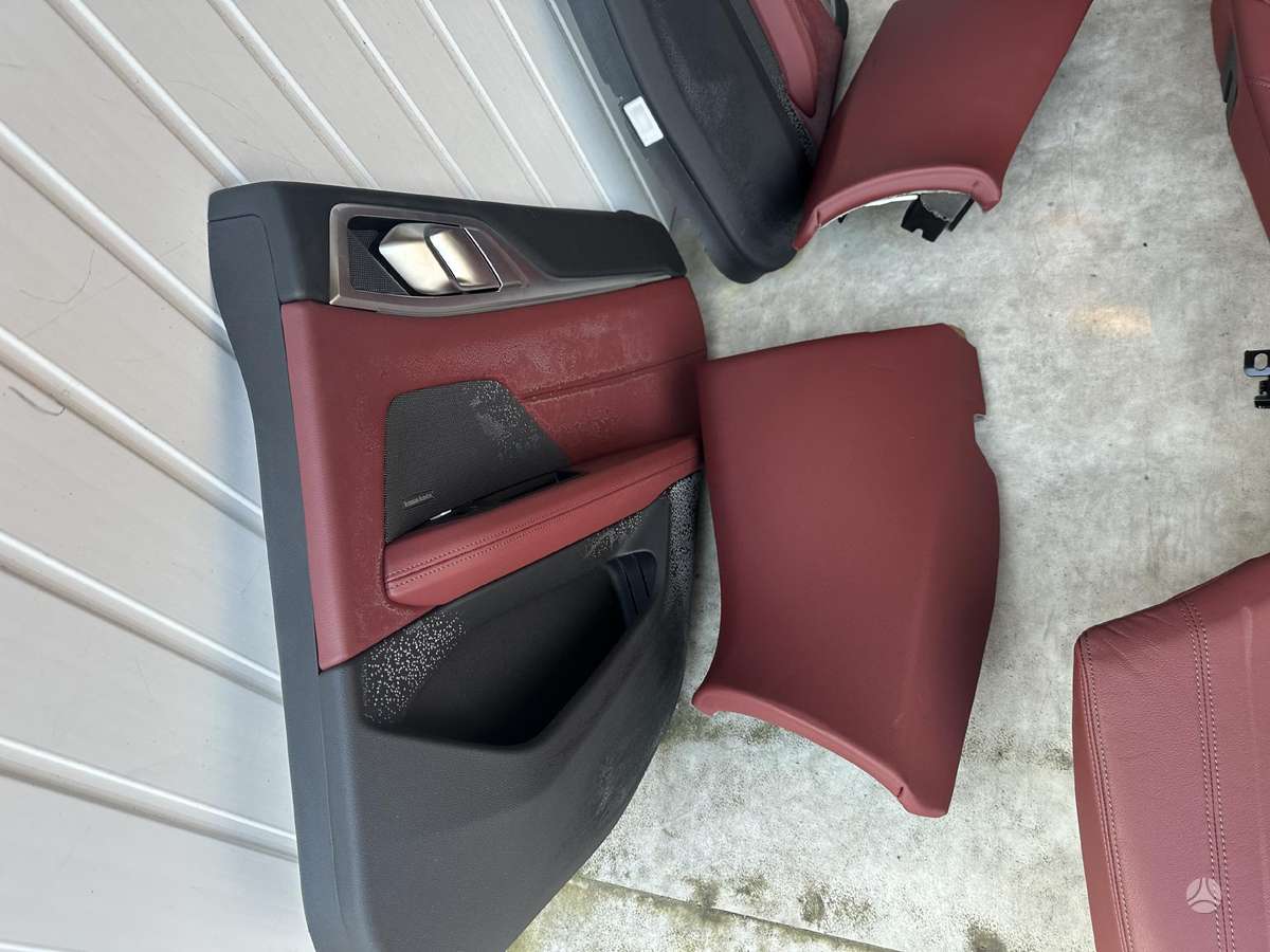 BMW 440 Gran Coupe interior parts