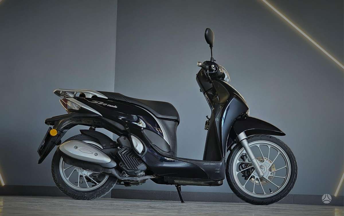 Honda SH 125cc, scooters / mopeds