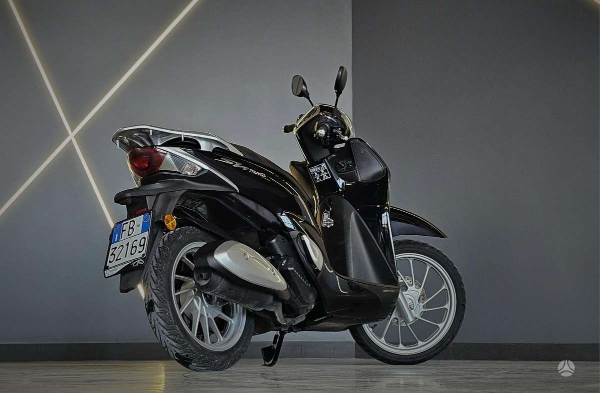 Honda SH 125cc, scooters / mopeds