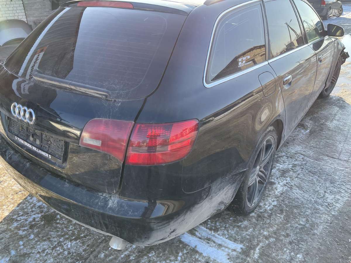 Audi A6 dalimis
