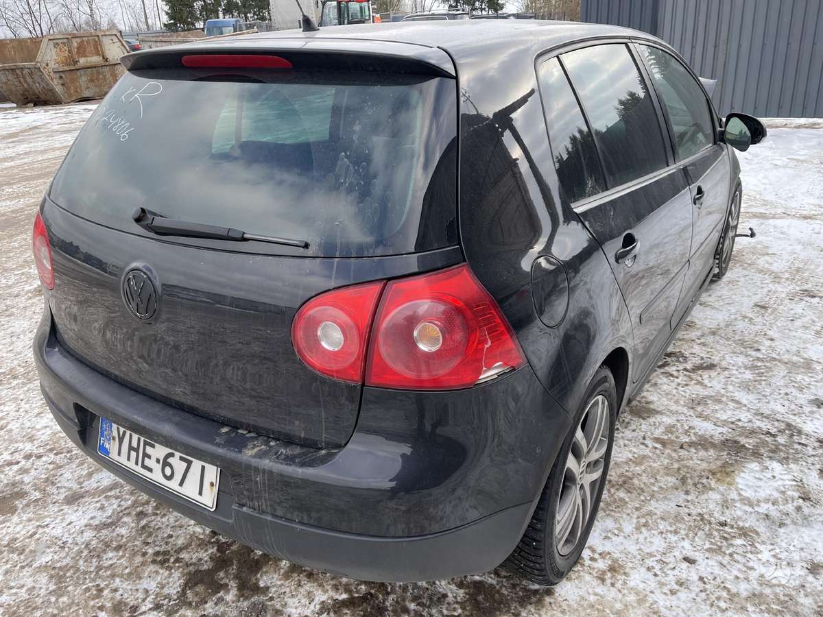 Volkswagen Golf dalimis