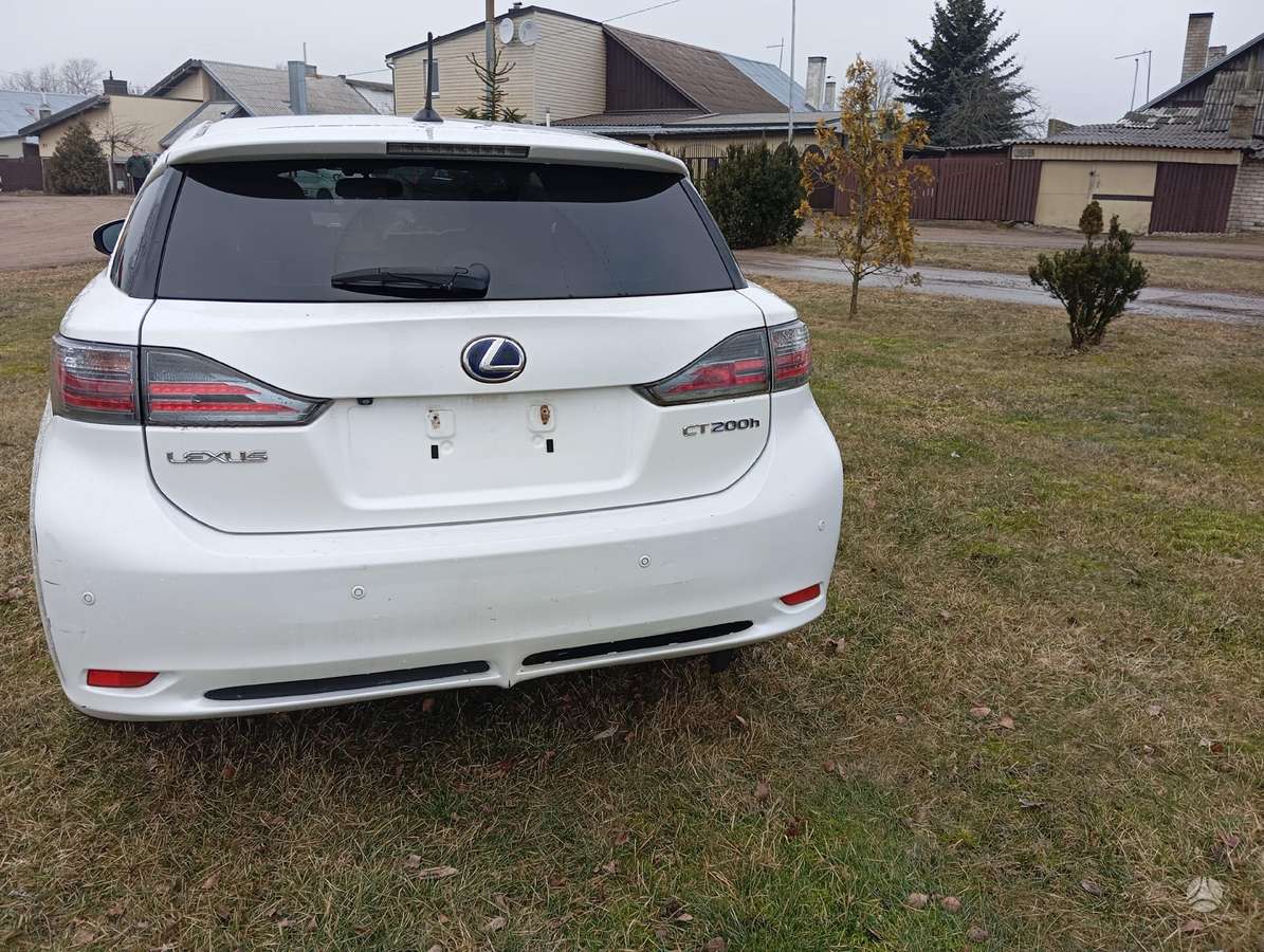 Lexus CT 200h elektros sistemos dalys