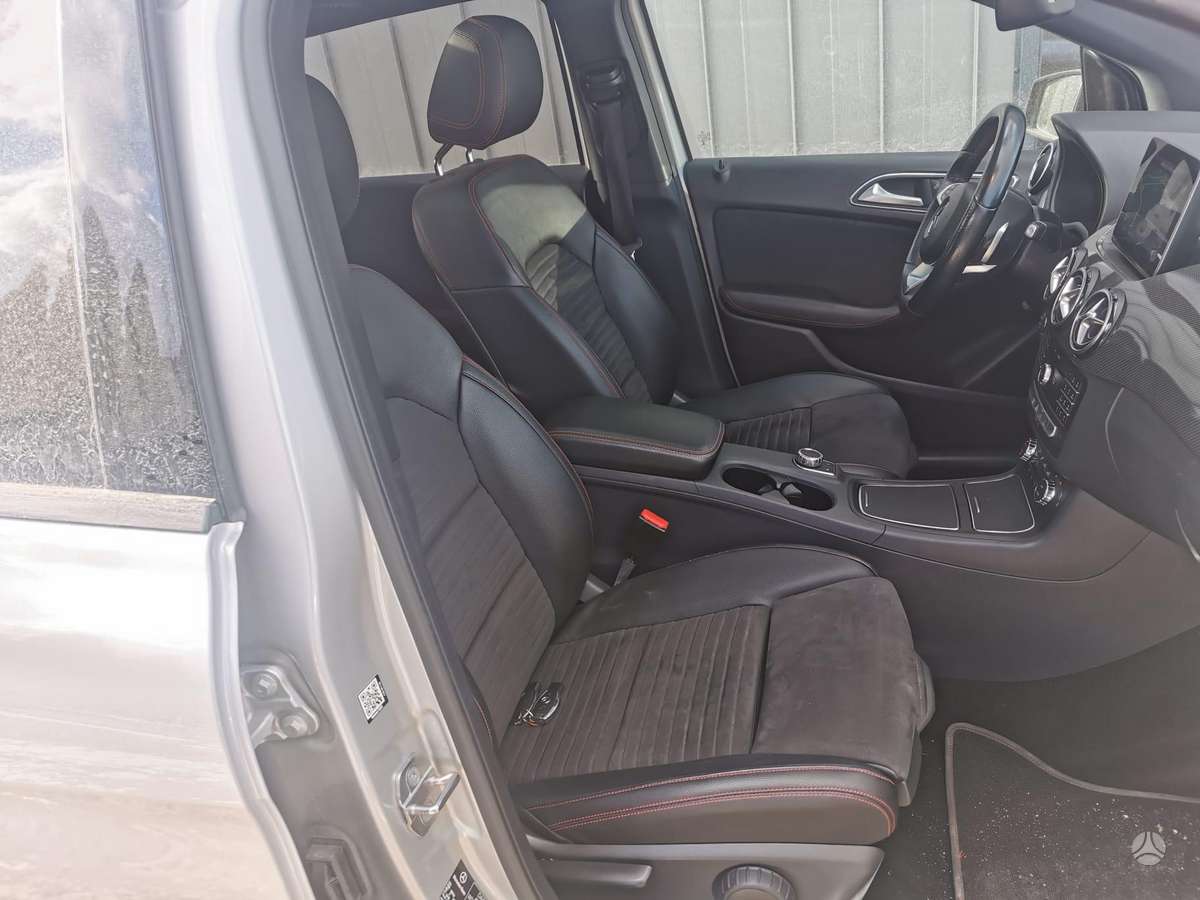 Mercedes-Benz B200 dalimis