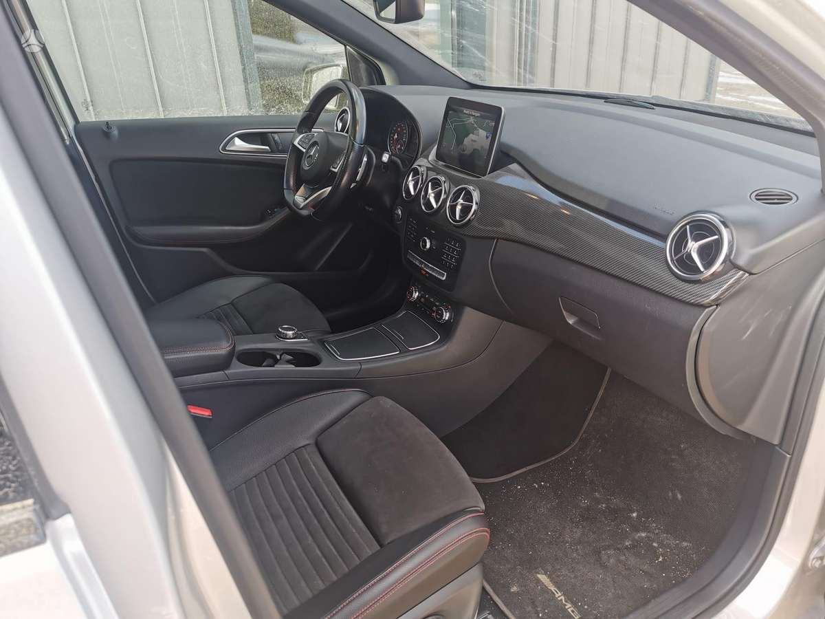 Mercedes-Benz B200 по частям