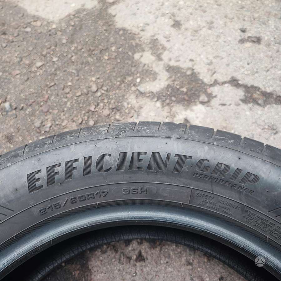 Goodyear Effecient grip performance, летние 215/60 R17