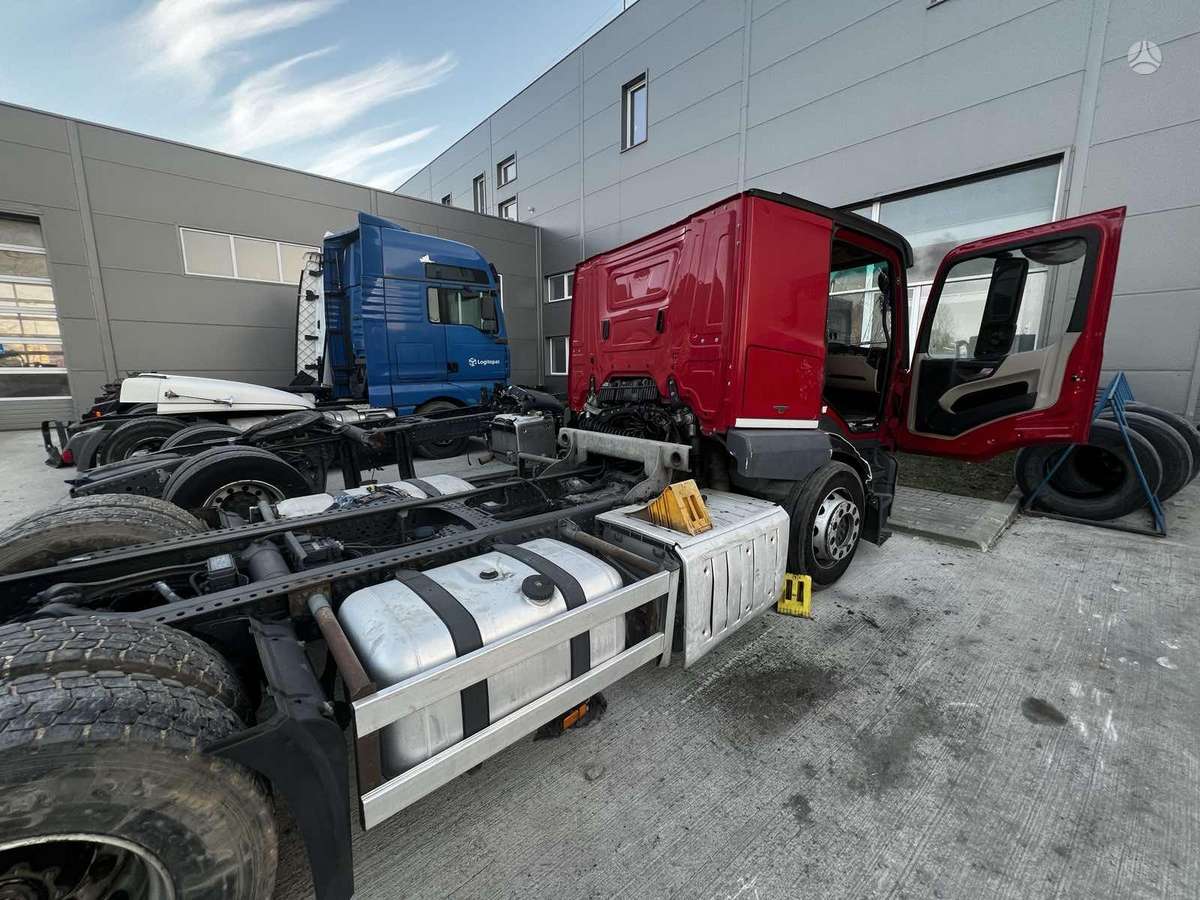 Mercedes-Benz ACTROS, тягачи