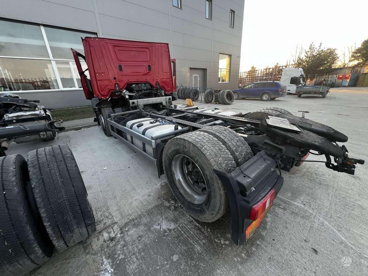Mercedes-Benz ACTROS, тягачи