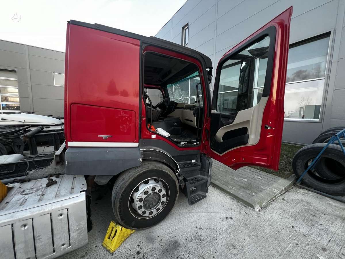 Mercedes-Benz ACTROS, тягачи