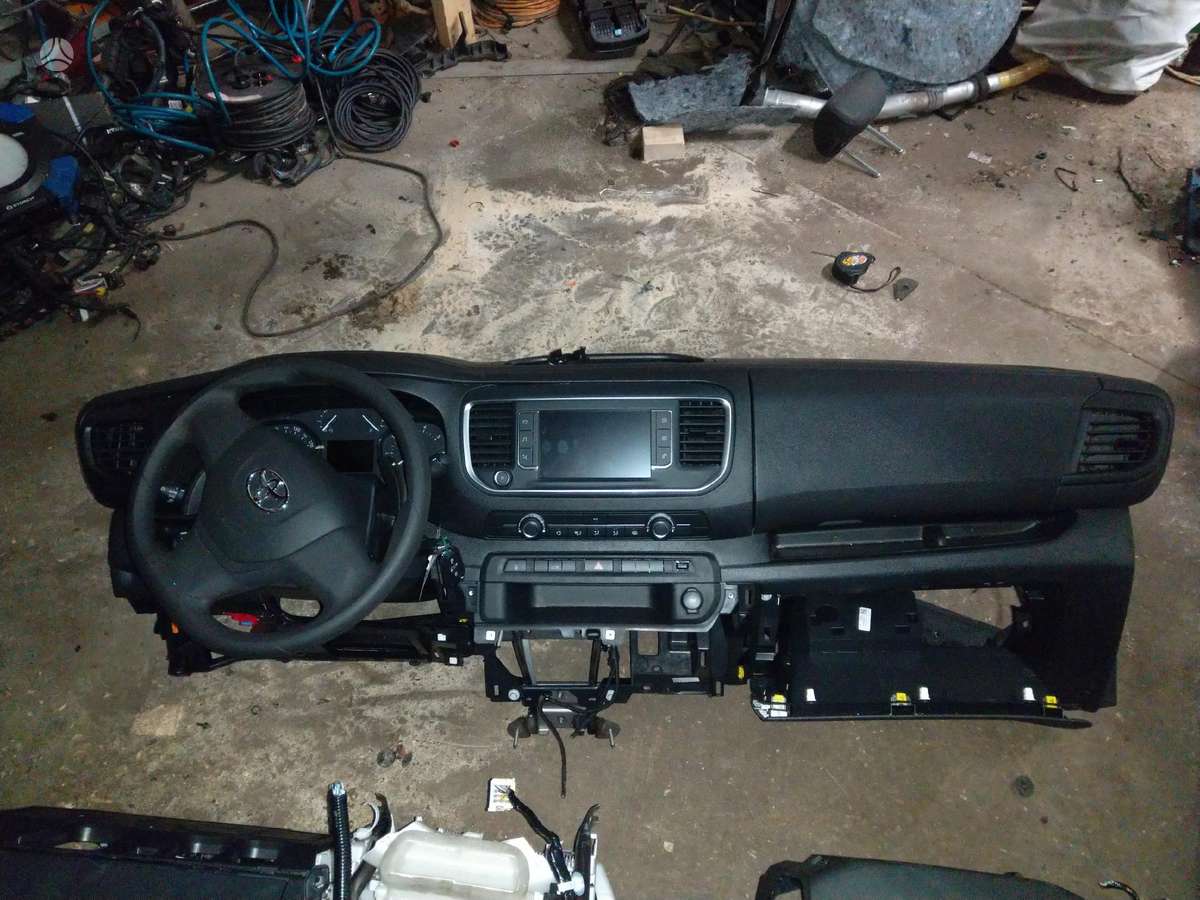 Toyota Proace body parts