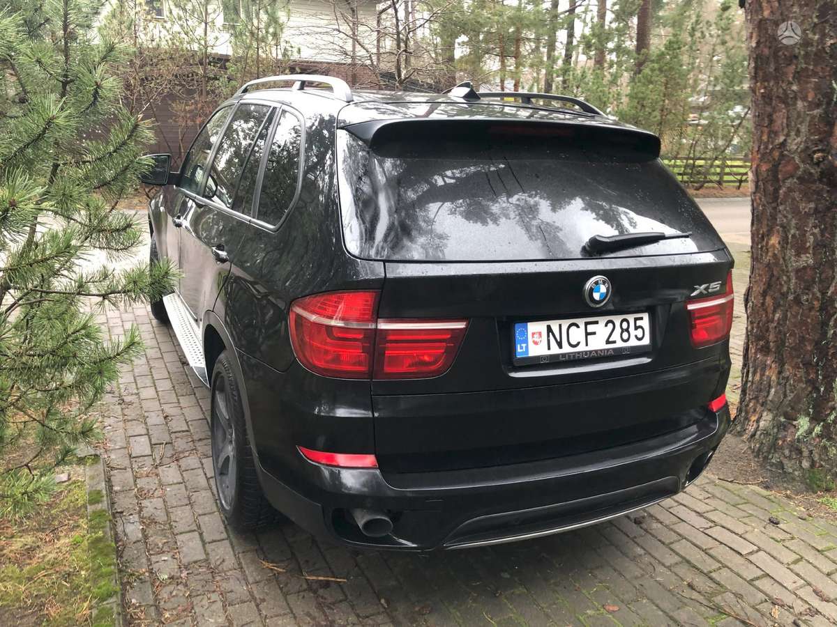 BMW X5, 3.0 l., off-road / crossover
