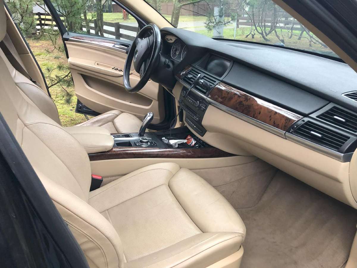 BMW X5, 3.0 l., off-road / crossover