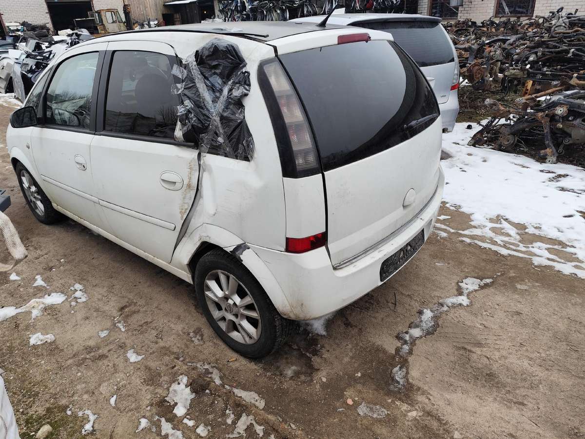 Opel Meriva по частям
