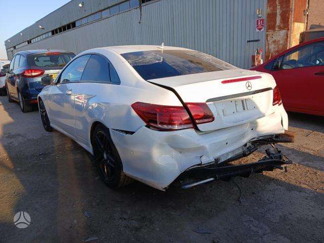 Mercedes-Benz E220