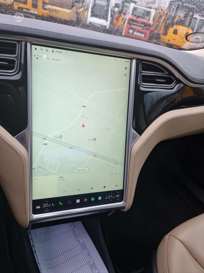 Tesla Model S, 85 kWh, hatchback