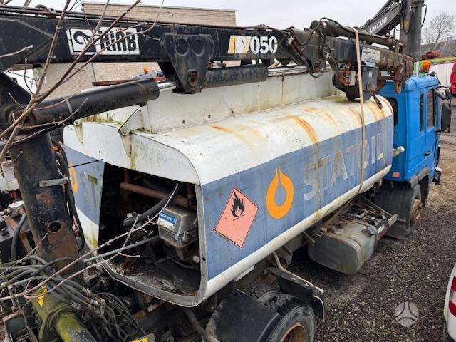 Volvo FL 611, с краном