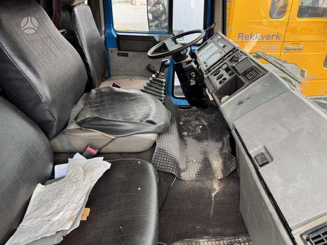 Volvo FL 611, crane trucks