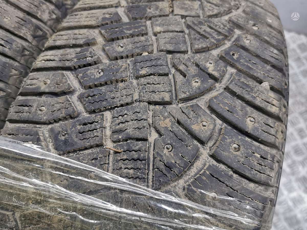 Continental, зимние 235/55 R18