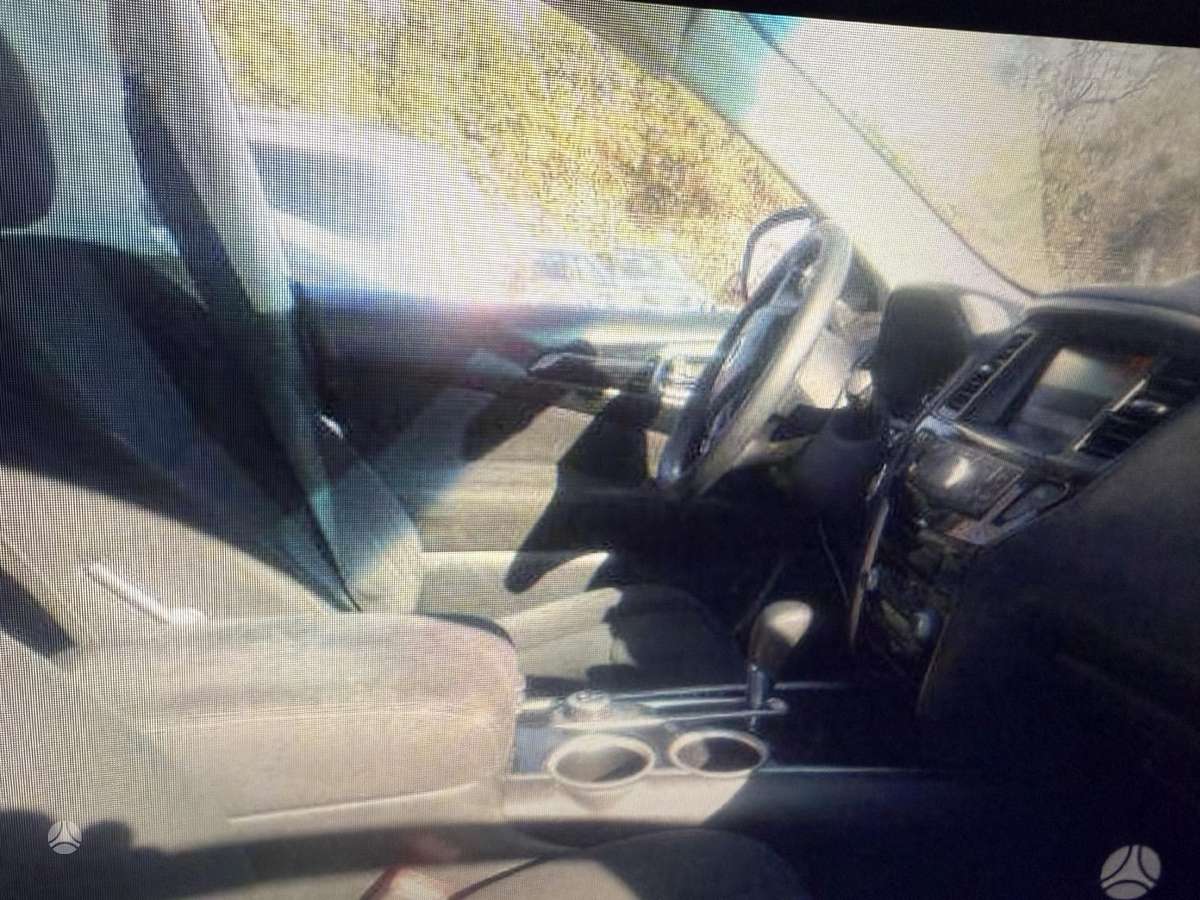Nissan Pathfinder for parts