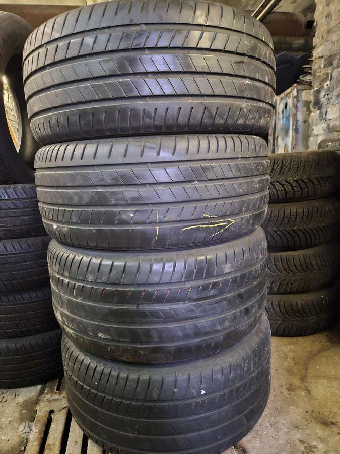Bridgestone, vasaras 275/45 R20