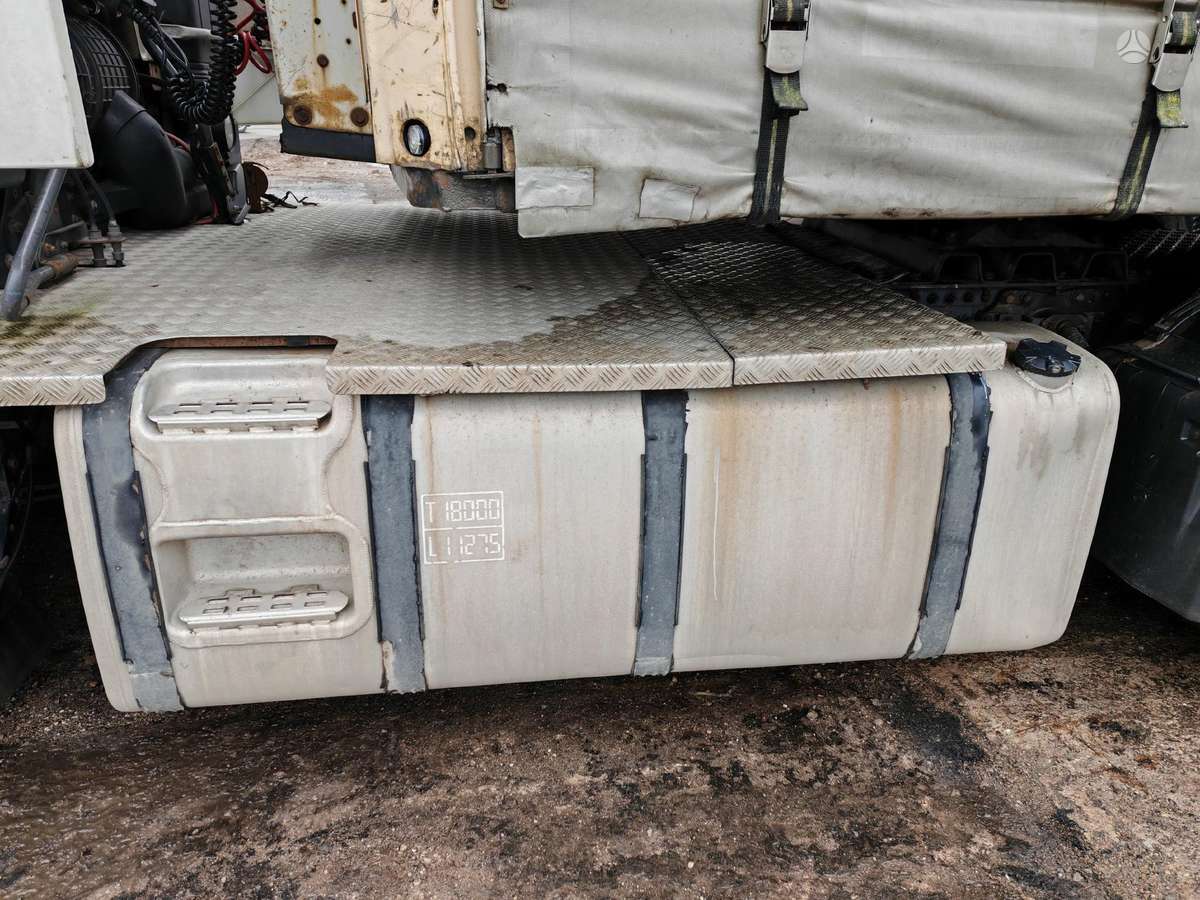 Renault Premium 380 DXi, тягачи