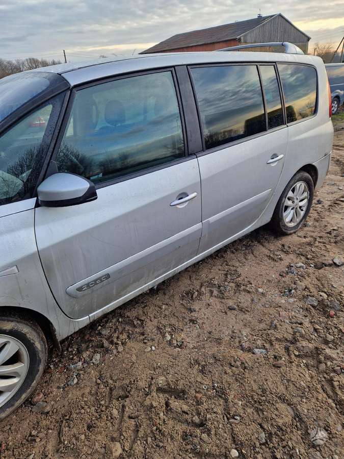 Renault Espace Dalis siunčiame