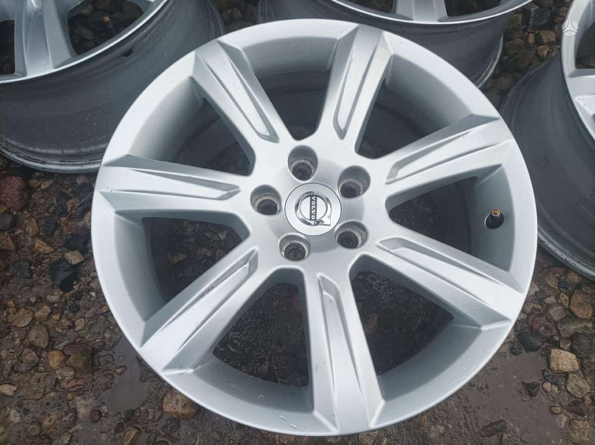 Volvo, light alloy, R17