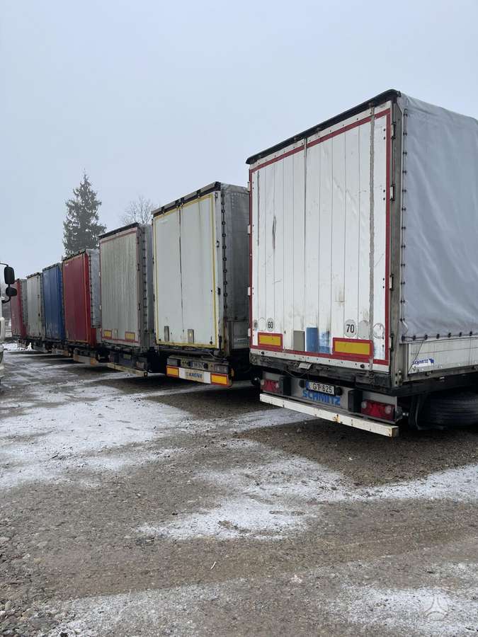 Krone, dropside with tarpaulin