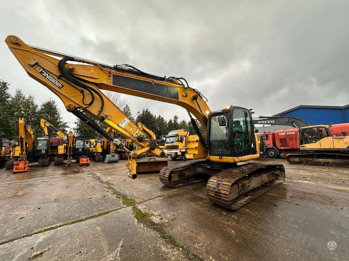 JCB JZ255LC, ekskavatoriai